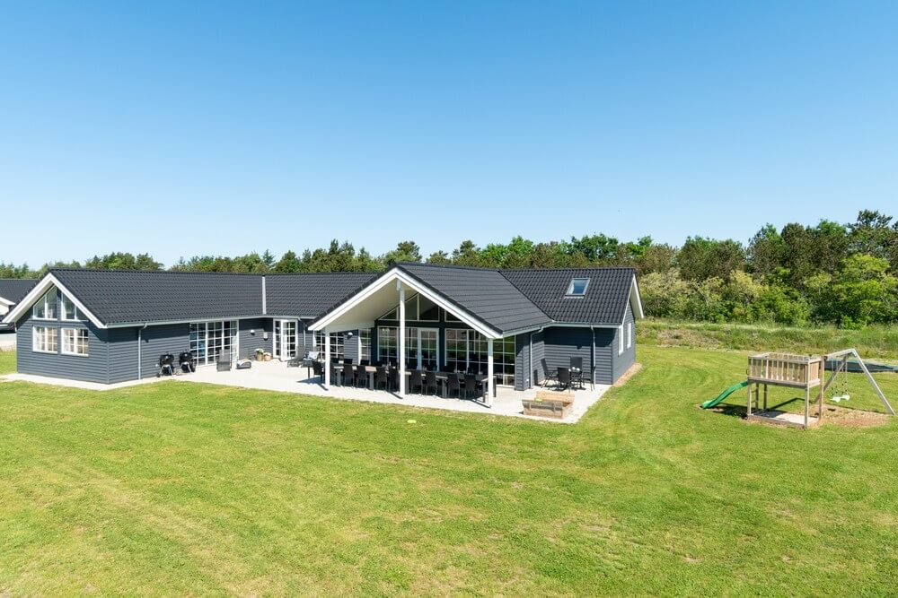 Dette skønne poolhus nr. 465 med plads til 20 personer ligger i Vestjylland