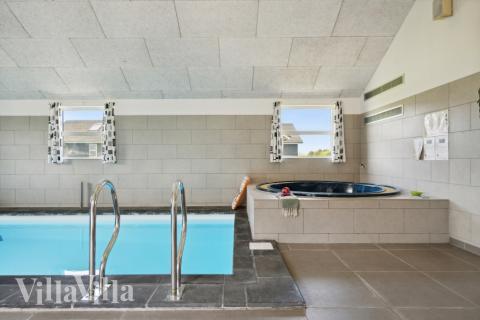 Nyd varmen i spaen i luksushus nr. 192 i Nordjylland