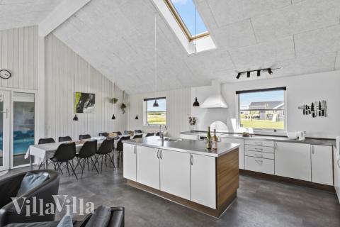 Køkkenet i luksushus nr. 193 er godt indrettet.