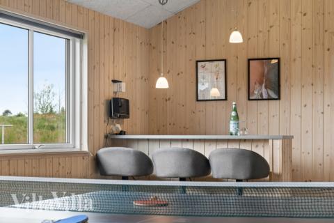 Aktivitetsrum i luksushus nr. 304 med 7 soveværelser og plads til 18 personer.