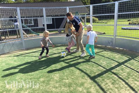 Stort udvalg af udendørs aktiviteter ved luksushus nr. 231 i Sydjylland.