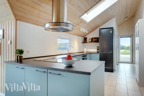 Velindrettet køkken i luksushus nr. 264 i Sydjylland.