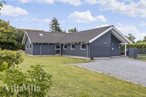 Flot sommerhus nr. 264 med god plads til op til 14 personer