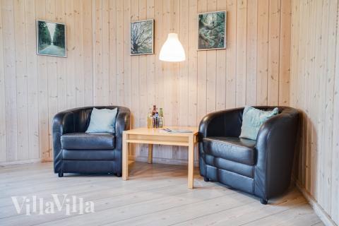 Luksushus 241 til 16 personer byder på et stort aktivitetsrum med bl.a. billard og dart