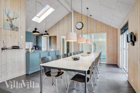 Opholdsrum med plads til 16 i luksushus nr. 260.