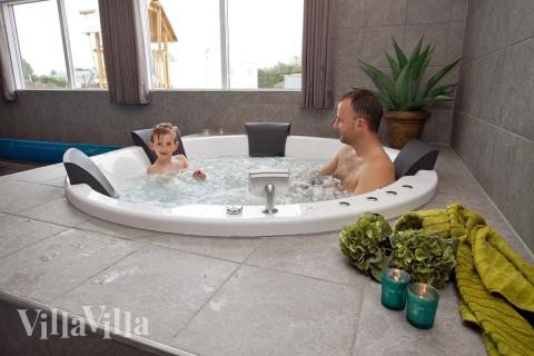 Spabadet indbyder til afslapning og velvære