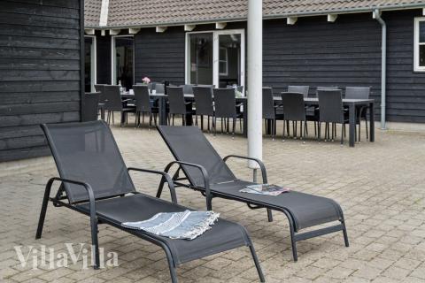 Nyd en grillaften på terrassen i luksushus nr. 207 i Lolland/Falster/Møn