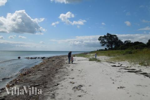 Stranden nær luksushus nr. 220.