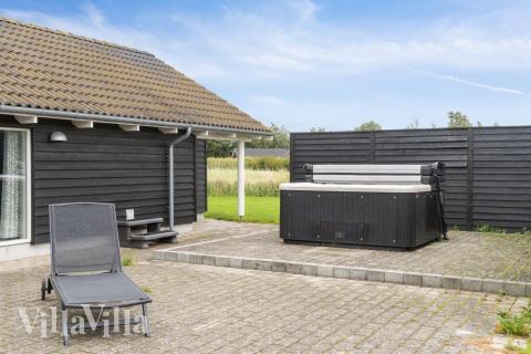 Luksushus nr. 212 byder bl.a. på et dejligt spabad