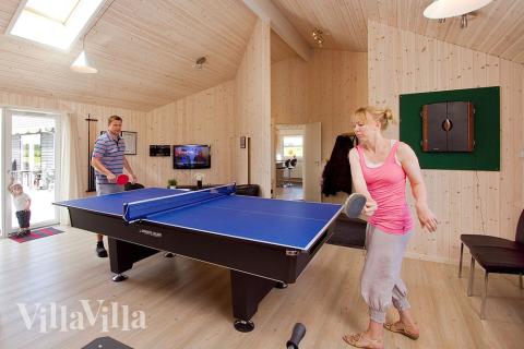 Huset er udstyret med en bred vifte af sjove og underholdende aktivitetsmuligheder for både børn og voksne