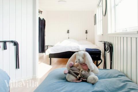 Et af de 8 soveværelser i luksushus nr. 201