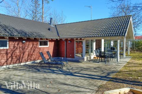 Flot sommerhus nr. 244 med god plads til op til 14 personer