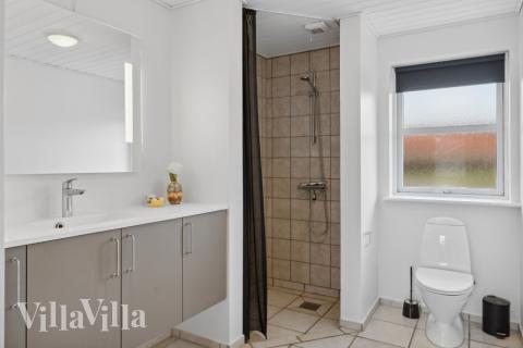 Ét af badeværelserne i luksushus nr. 148