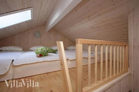 Hemsen er indrettet med sovepladser til børn og unge  