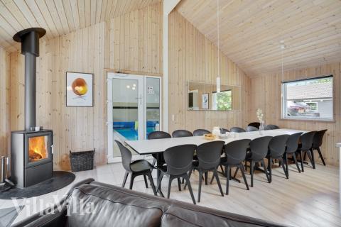 Det store lyse opholdrum i luksushus nr. 277 til 16.