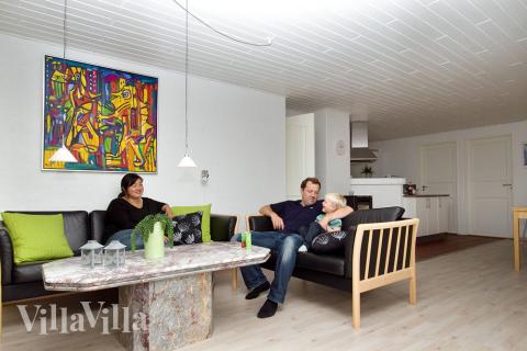 I den hyggelige sofagruppe kan der hygges med en god bog eller film