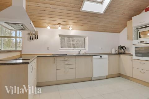 Køkkenet i luksushus nr. 159 er godt indrettet.