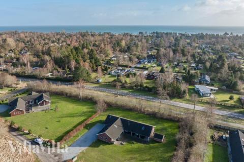 I Lolland/Falster/Møn finder I dette dejlige luksushus nr. 222 til 18 personer