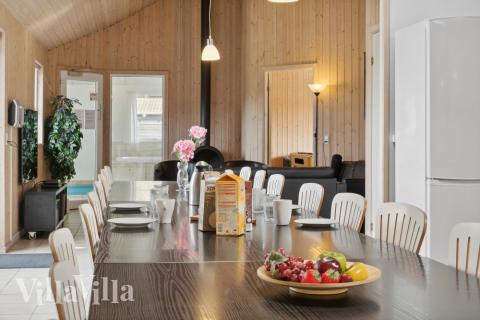 Det store lyse opholdrum i luksushus nr. 208 til 24.