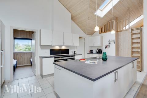 Køkkenet i luksushus nr. 206 er godt indrettet.