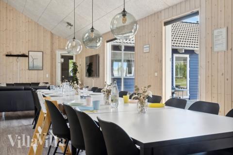 Det store lyse opholdrum i luksushus nr. 314 til 20.