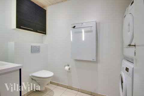 Ét af badeværelserne i luksushus nr. 335