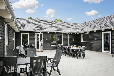 Nyd en grillaften på terrassen i luksushus nr. 346 i Nordsjælland