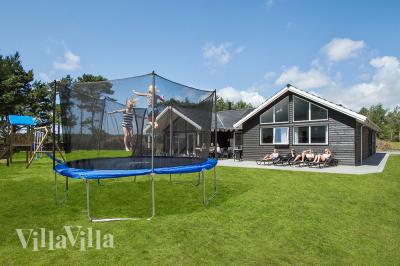 Luksussommerhus med fantastisk beliggenhed på Bornholm