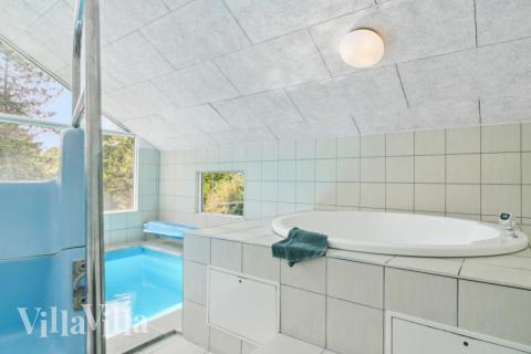 Nyd varmen i spaen i luksushus nr. 352 i Nordsjælland