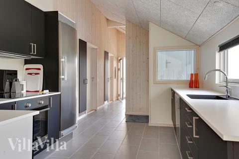 Køkkenet i luksushus nr. 349 er udstyrret, så I let kan lave mad til 14 personer.