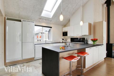 Køkkenet i luksushus nr. 358 er godt indrettet.