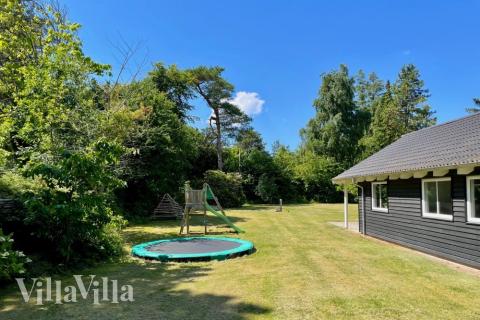 Flot sommerhus nr. 361 med god plads til op til 18 personer