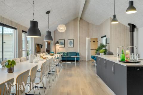 Opholdsrum med plads til 24 i luksushus nr. 362.