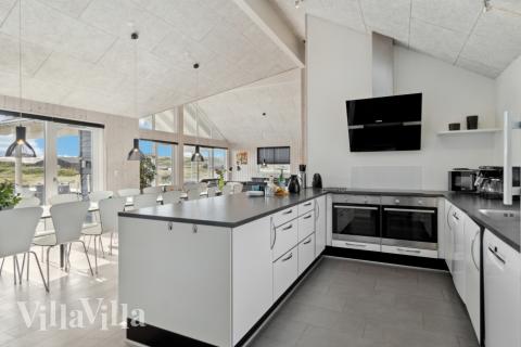 Køkkenet i luksushus nr. 363 er godt indrettet.