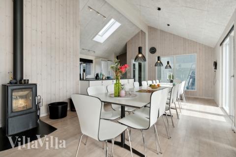 Opholdsrum med plads til 20 i luksushus nr. 363.