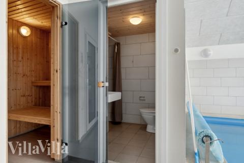 Nyd varmen i saunaen i luksushus nr. 363 til 20 personer