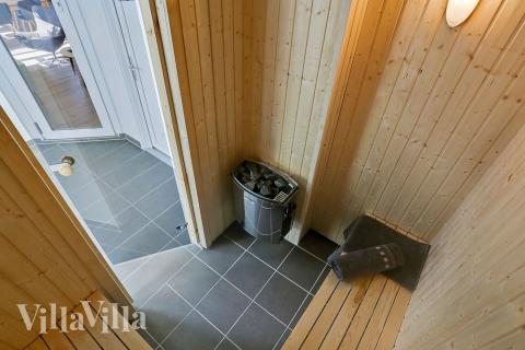 Nyd varmen i saunaen i luksushus nr. 369 til 20 personer