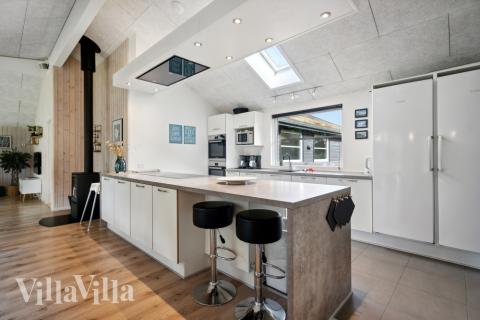 Køkkenet i luksushus nr. 371 er godt indrettet.