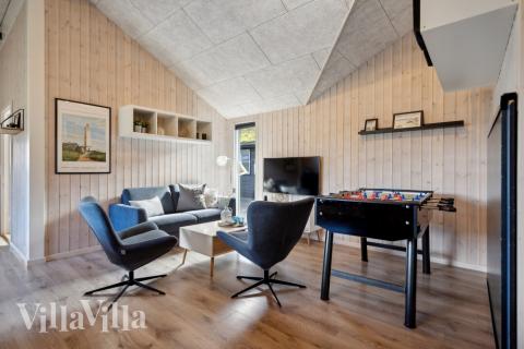 Aktivitetsrum i luksushus nr. 371 med 9 soveværelser og plads til 21 personer.