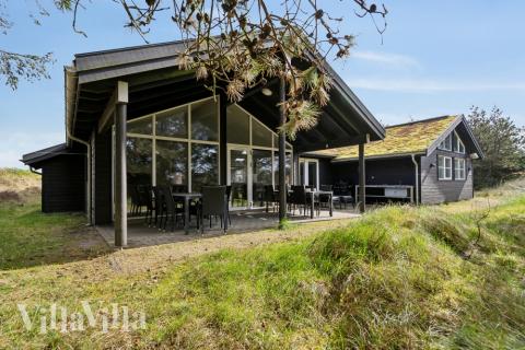 Dette skønne poolhus nr. 371 med plads til 21 personer ligger i Vestjylland