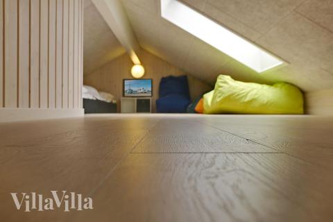 Nogle af de 18 sovepladser findes på hemsen i luksushus nr. 379