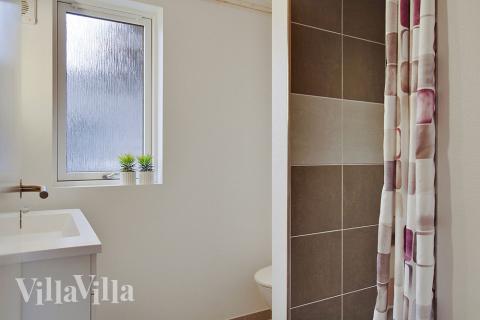 Ét af badeværelserne i luksushus nr. 701