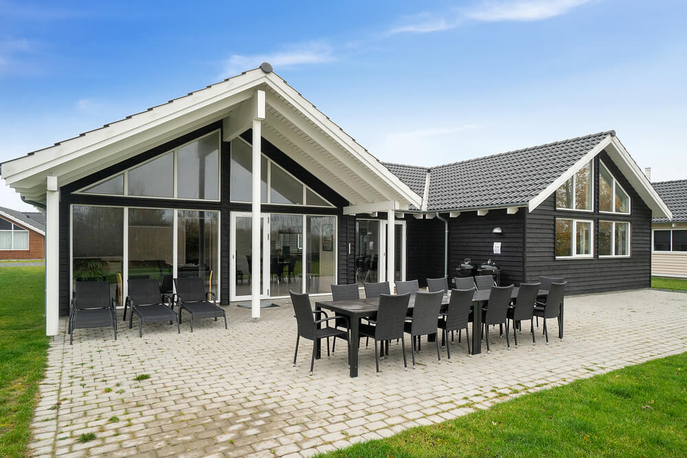 Dette skønne poolhus nr. 709 med plads til 16 personer ligger i Tyskland