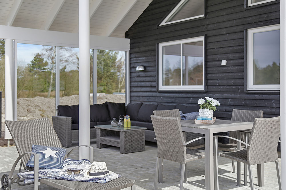 Luksushus nr. 393 har en dejlig terrasse med gode havemøbler til 20 personer.