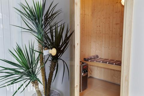 Nyd varmen i saunaen i luksushus nr. 393 til 20 personer