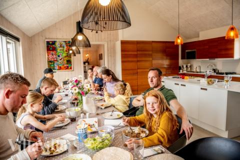 Det store lyse opholdrum i luksushus nr. 393 til 20.