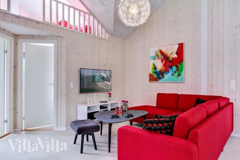 Aktivitetsrum i luksushus nr. 715 med 8 soveværelser og plads til 20 personer.