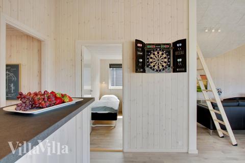 Aktivitetsrum i luksushus nr. 399 med 7 soveværelser og plads til 18 personer.