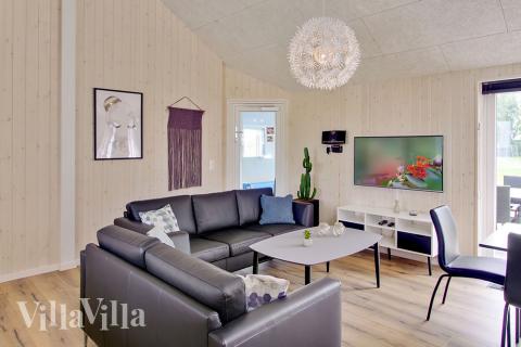 Opholdsrum med plads til 20 i luksushus nr. 707.