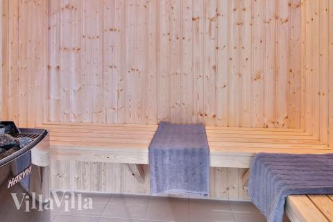 Nyd varmen i saunaen i luksushus nr. 707 til 20 personer